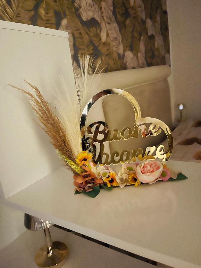 La Dimora Dei Sogni Sedil Capuano Home Suite Naples Luaran gambar