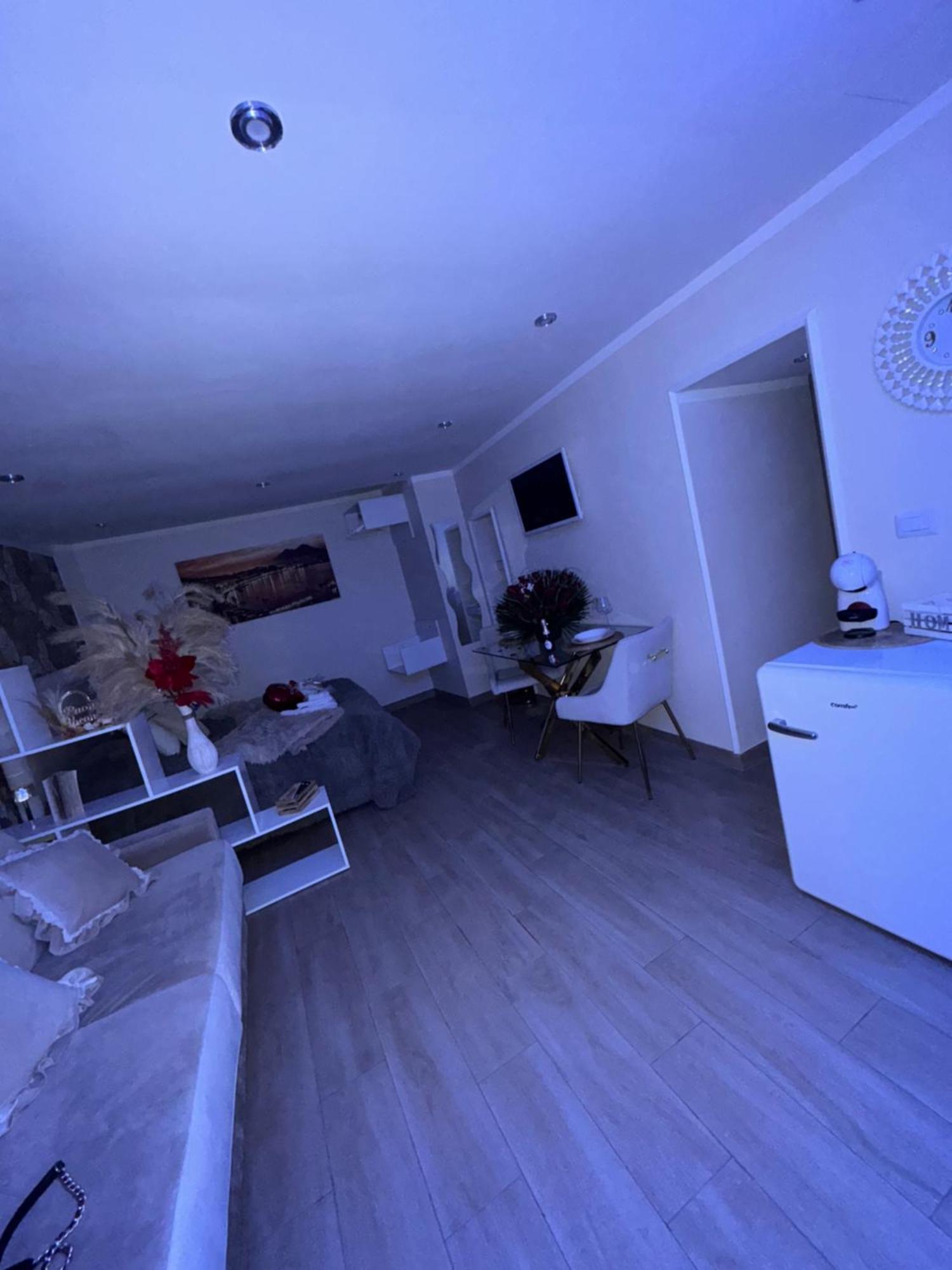 La Dimora Dei Sogni Sedil Capuano Home Suite Naples Luaran gambar